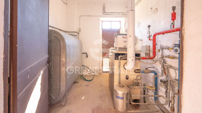 Image No.35-3 Bed Country House for sale