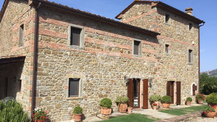 Image No.10-4 Bed Country House for sale