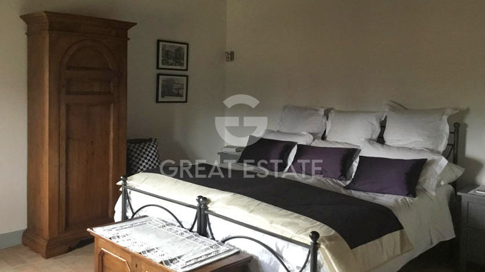 Image No.19-4 Bed Country House for sale