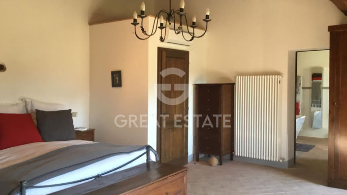 Image No.20-4 Bed Country House for sale