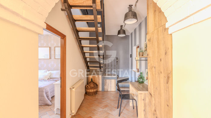 Image No.11-2 Bed Property for sale