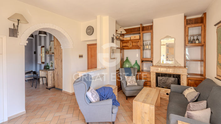 Image No.8-2 Bed Property for sale