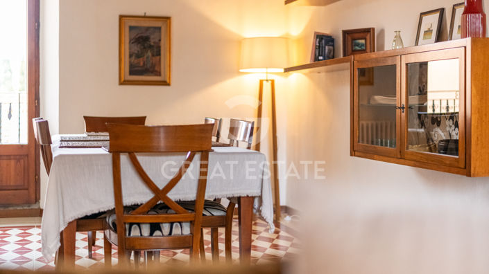 Image No.18-2 Bed Property for sale