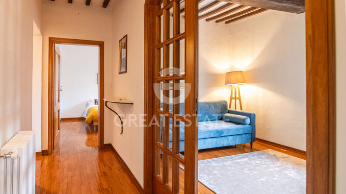 Image No.8-2 Bed Property for sale