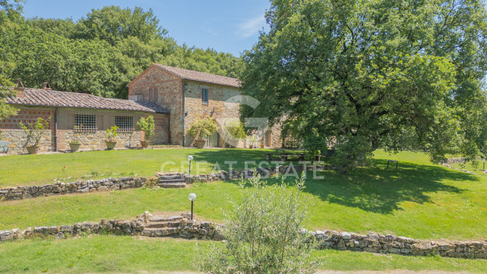 Image No.20-8 Bed Country House for sale