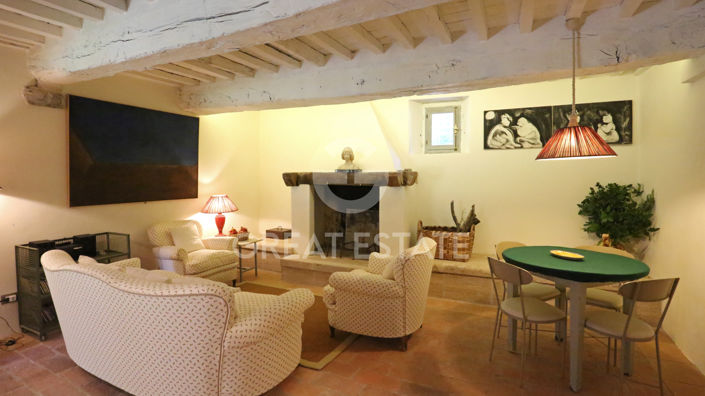 Image No.24-8 Bed Country House for sale