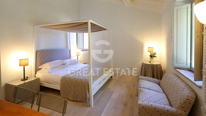 Image No.37-8 Bed Country House for sale