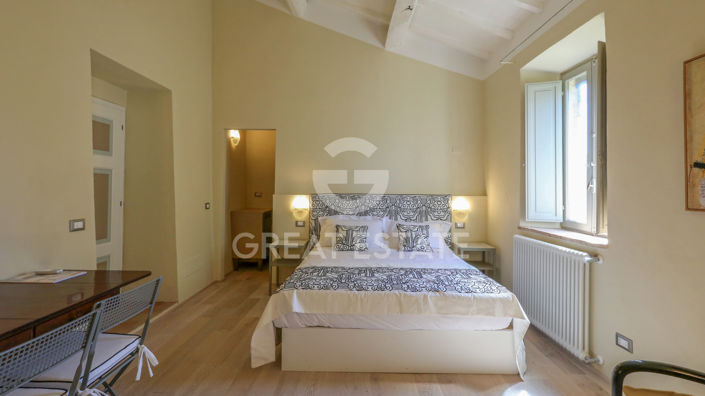 Image No.39-8 Bed Country House for sale