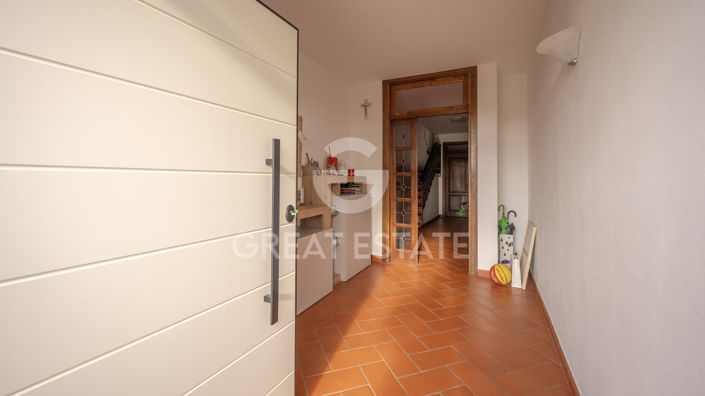 Image No.19-5 Bed Country House for sale