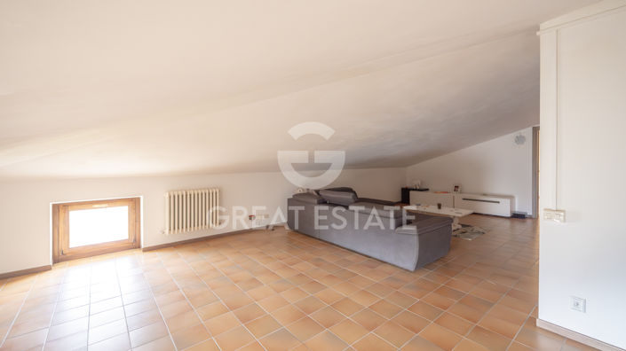 Image No.40-5 Bed Country House for sale