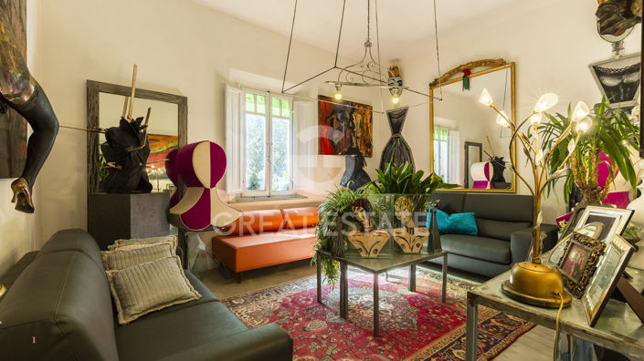 Image No.10-4 Bed Country House for sale