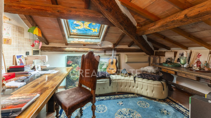 Image No.19-4 Bed Country House for sale