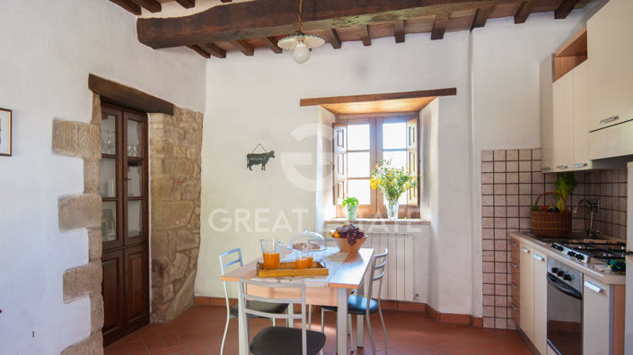 Image No.20-Maison de campagne de 30 chambres à vendre à Cortona