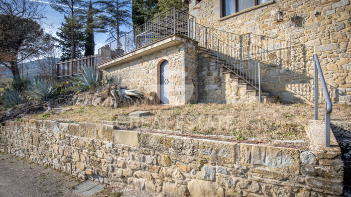 Image No.18-Maison de campagne de 7 chambres à vendre à Cortona