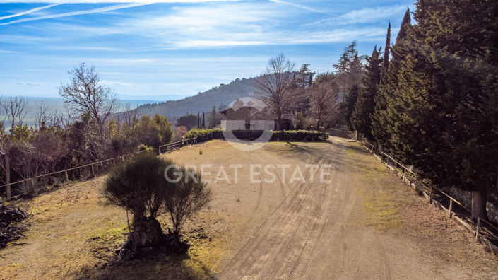 Image No.27-Maison de campagne de 7 chambres à vendre à Cortona