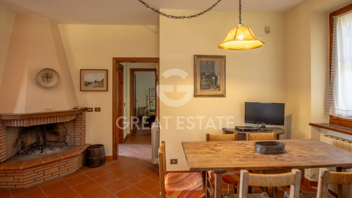 Image No.35-Maison de campagne de 7 chambres à vendre à Cortona