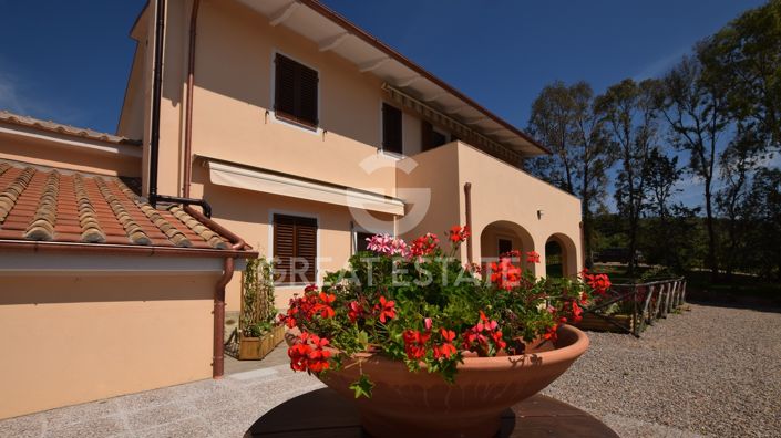 Image No.17-Ferme de 5 chambres à vendre à Campagnatico