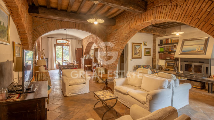 Image No.2-Propriété de 5 chambres à vendre à Castiglione del Lago