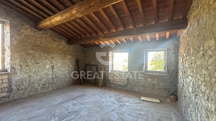 Image No.25-Maison de campagne de 4 chambres à vendre à Lucignano