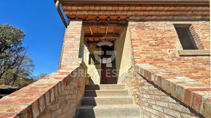 Image No.9-Maison de campagne de 4 chambres à vendre à Lucignano