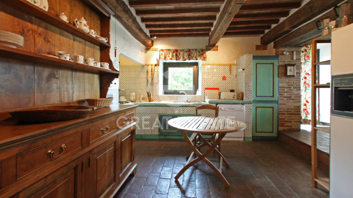 Image No.25-4 Bed Country House for sale