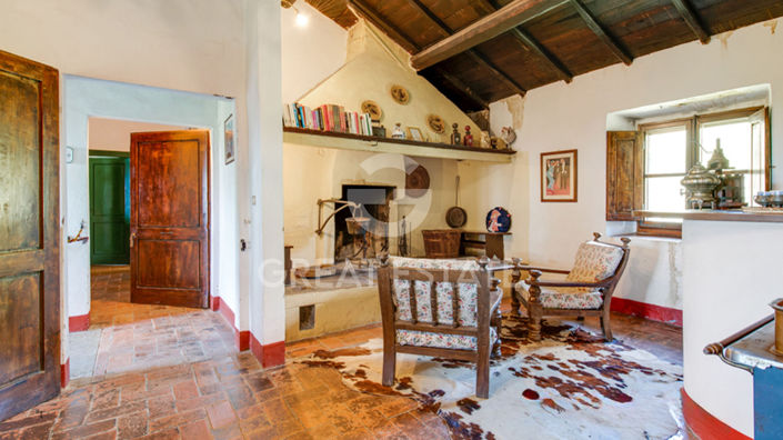 Image No.32-15 Bed Country House for sale