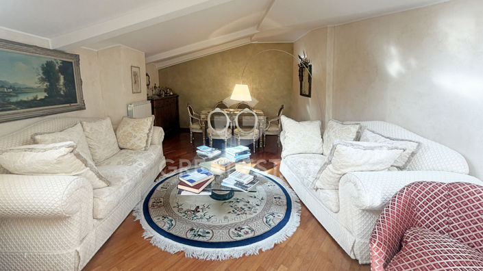 Image No.8-2 Bed Country House for sale