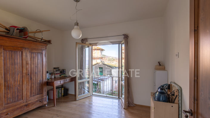 Image No.25-2 Bed Property for sale