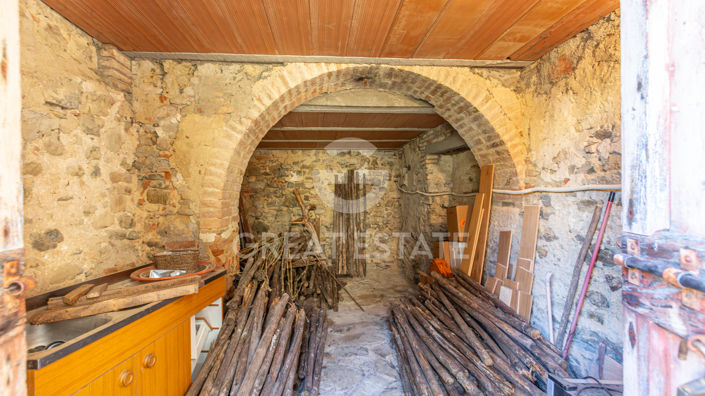 Image No.27-2 Bed Property for sale