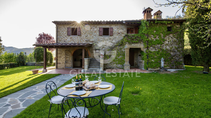 Image No.12-Maison de campagne de 6 chambres à vendre à Arezzo