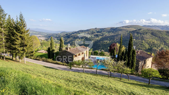 Image No.13-Maison de campagne de 6 chambres à vendre à Arezzo