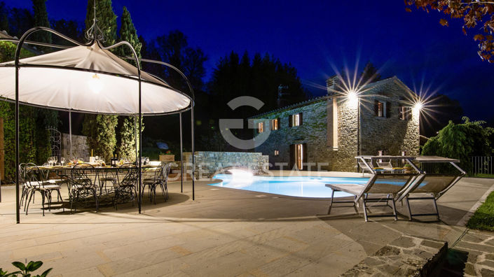 Image No.19-Maison de campagne de 6 chambres à vendre à Arezzo