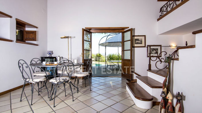 Image No.25-Maison de campagne de 6 chambres à vendre à Arezzo