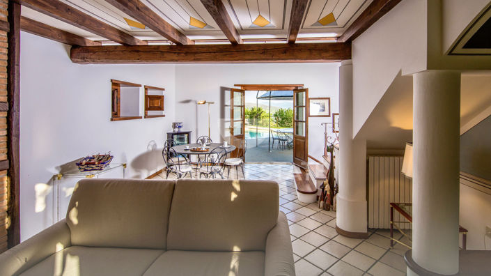 Image No.26-Maison de campagne de 6 chambres à vendre à Arezzo