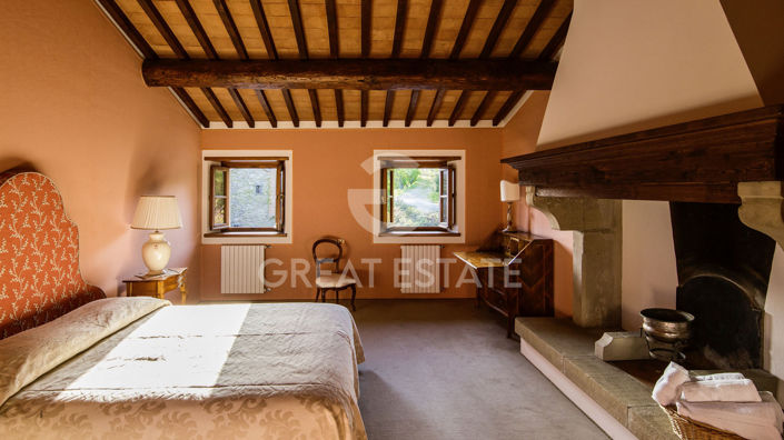 Image No.36-Maison de campagne de 6 chambres à vendre à Arezzo