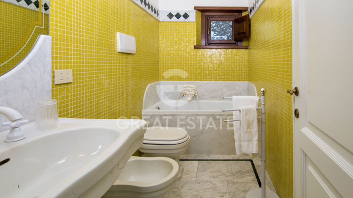 Image No.49-Maison de campagne de 6 chambres à vendre à Arezzo