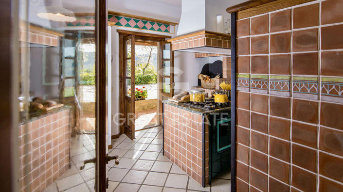 Image No.5-Maison de campagne de 6 chambres à vendre à Arezzo