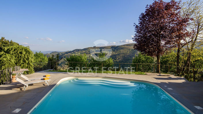 Image No.52-Maison de campagne de 6 chambres à vendre à Arezzo