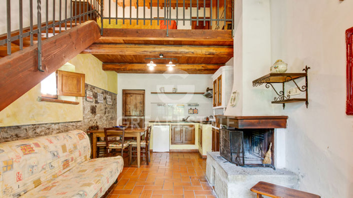 Image No.19-7 Bed Country House for sale