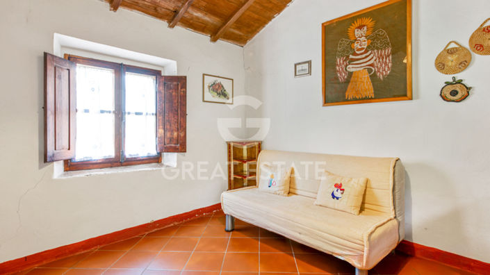 Image No.22-7 Bed Country House for sale