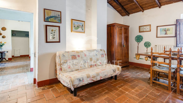 Image No.26-7 Bed Country House for sale