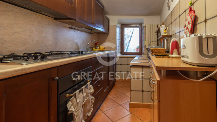 Image No.20-2 Bed Property for sale