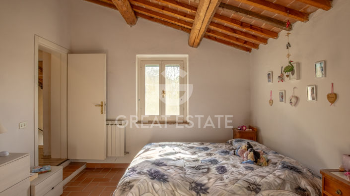 Image No.11-3 Bed Country House for sale