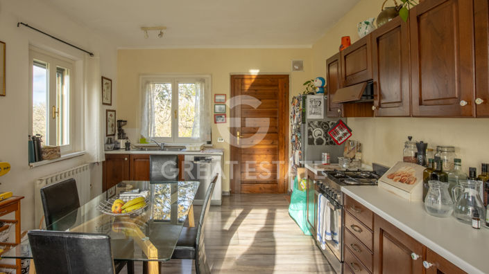 Image No.9-3 Bed Country House for sale