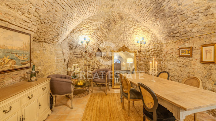 Image No.6-Propriété de 3 chambres à vendre à Ficulle