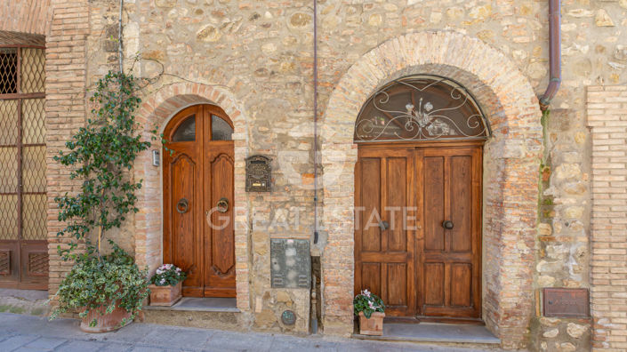 Image No.9-Propriété de 3 chambres à vendre à Ficulle