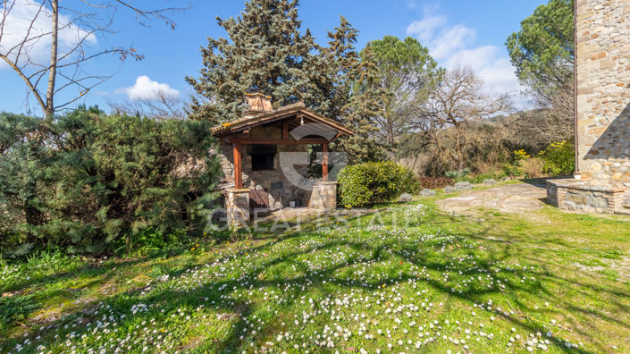 Image No.10-3 Bed Country House for sale