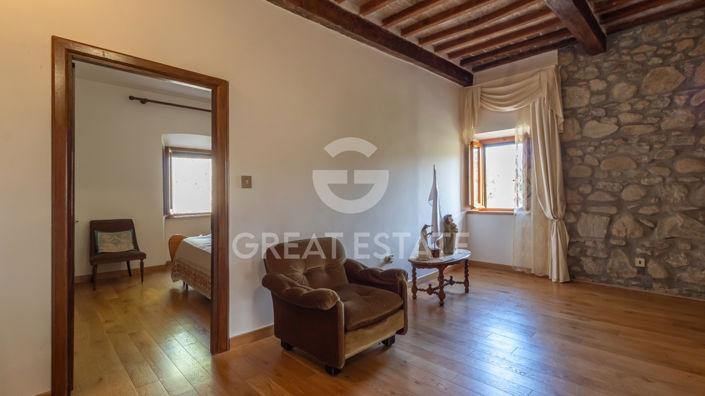 Image No.15-3 Bed Country House for sale