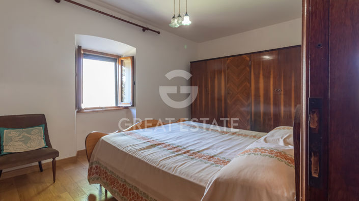 Image No.16-3 Bed Country House for sale