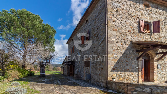 Image No.8-3 Bed Country House for sale